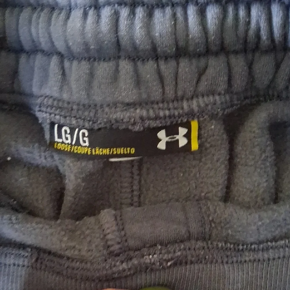 Under Armour Men's Charcoal Joggers